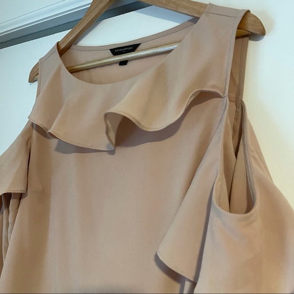 Banana Republic. Blouse - Picture 2 of 7